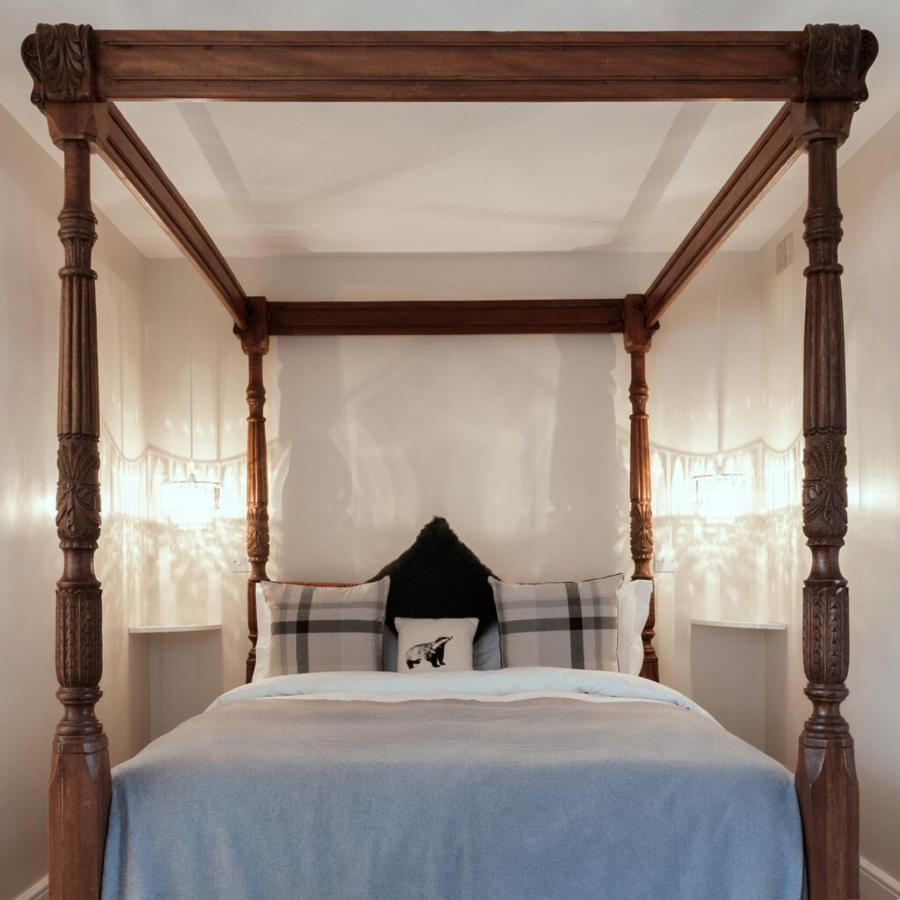 Hurtwood Hotel Peaslake Екстериор снимка