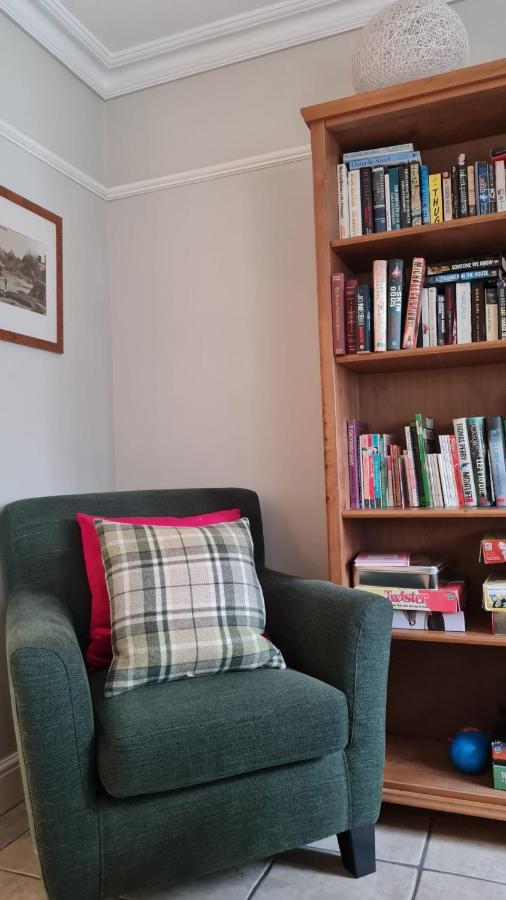 Hurtwood Hotel Peaslake Екстериор снимка