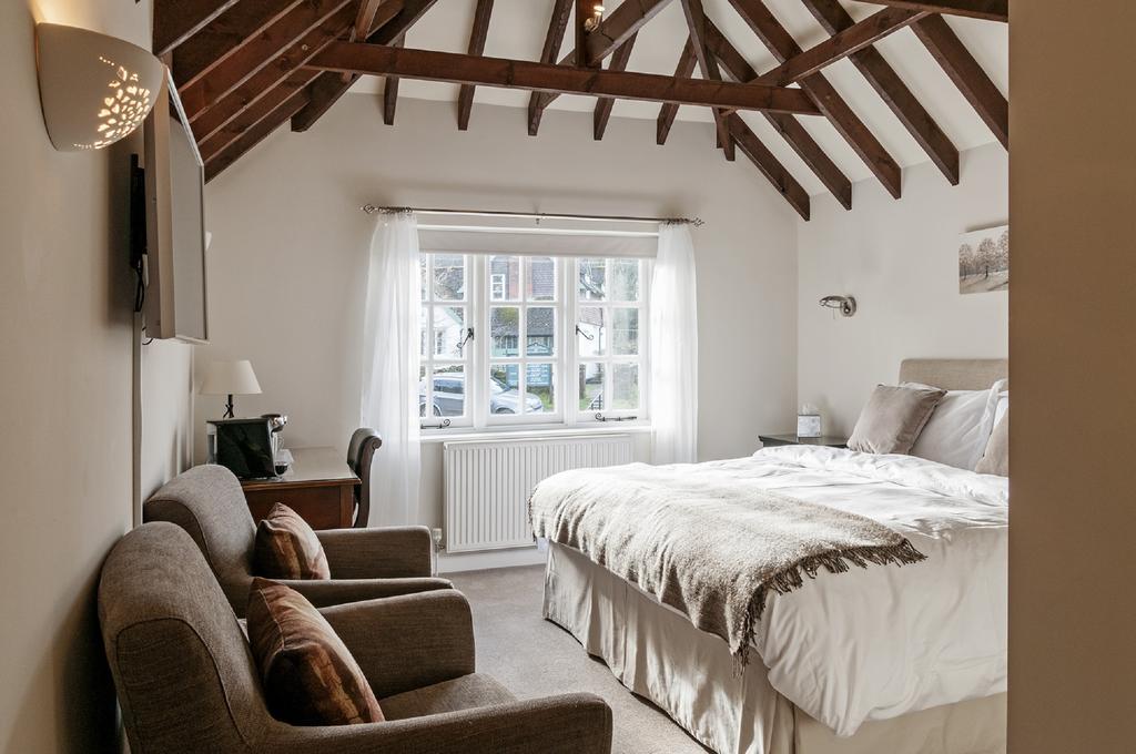 Hurtwood Hotel Peaslake Екстериор снимка
